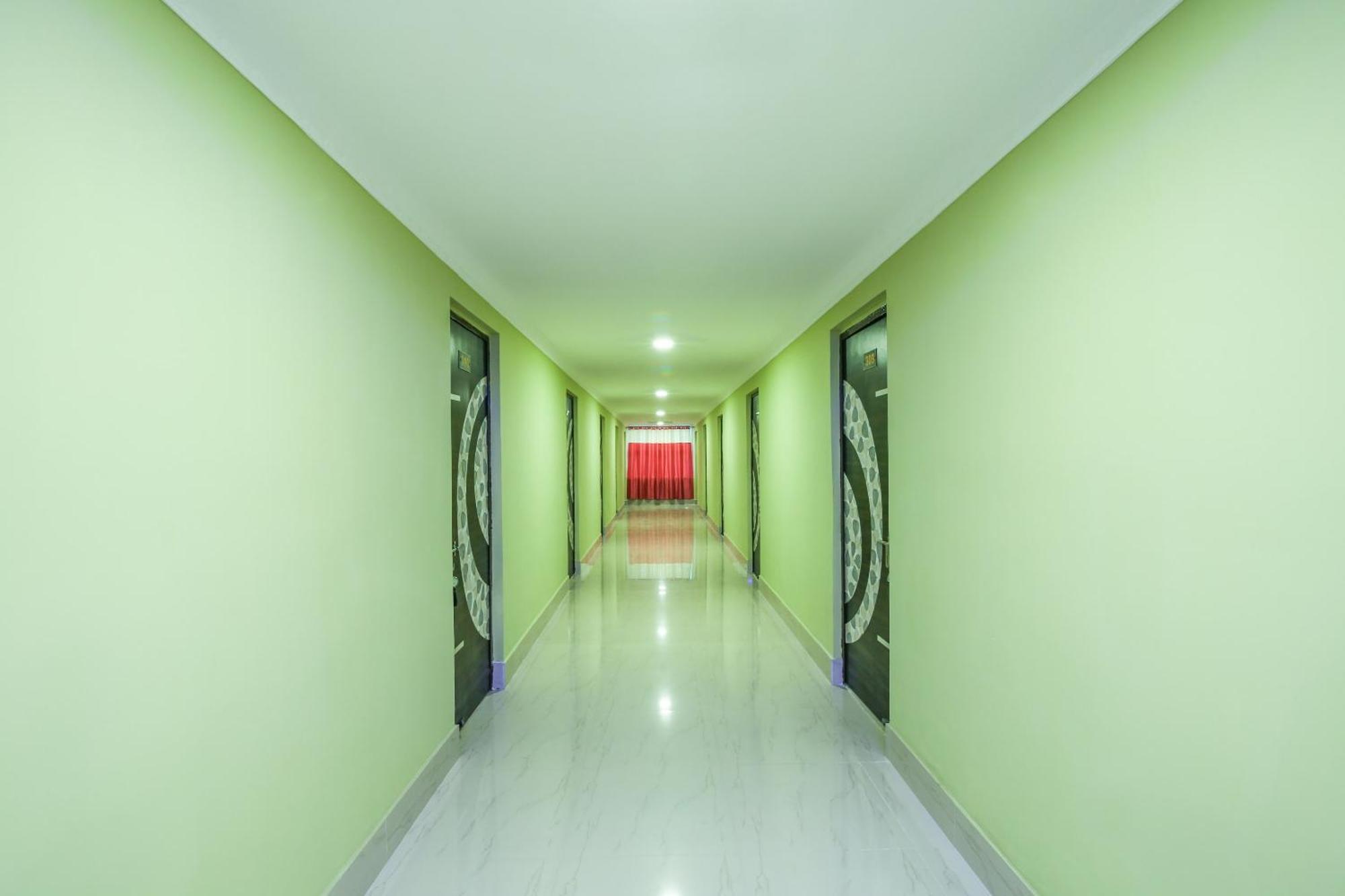 Hotel O Lokenath Dzsamsedpur Kültér fotó