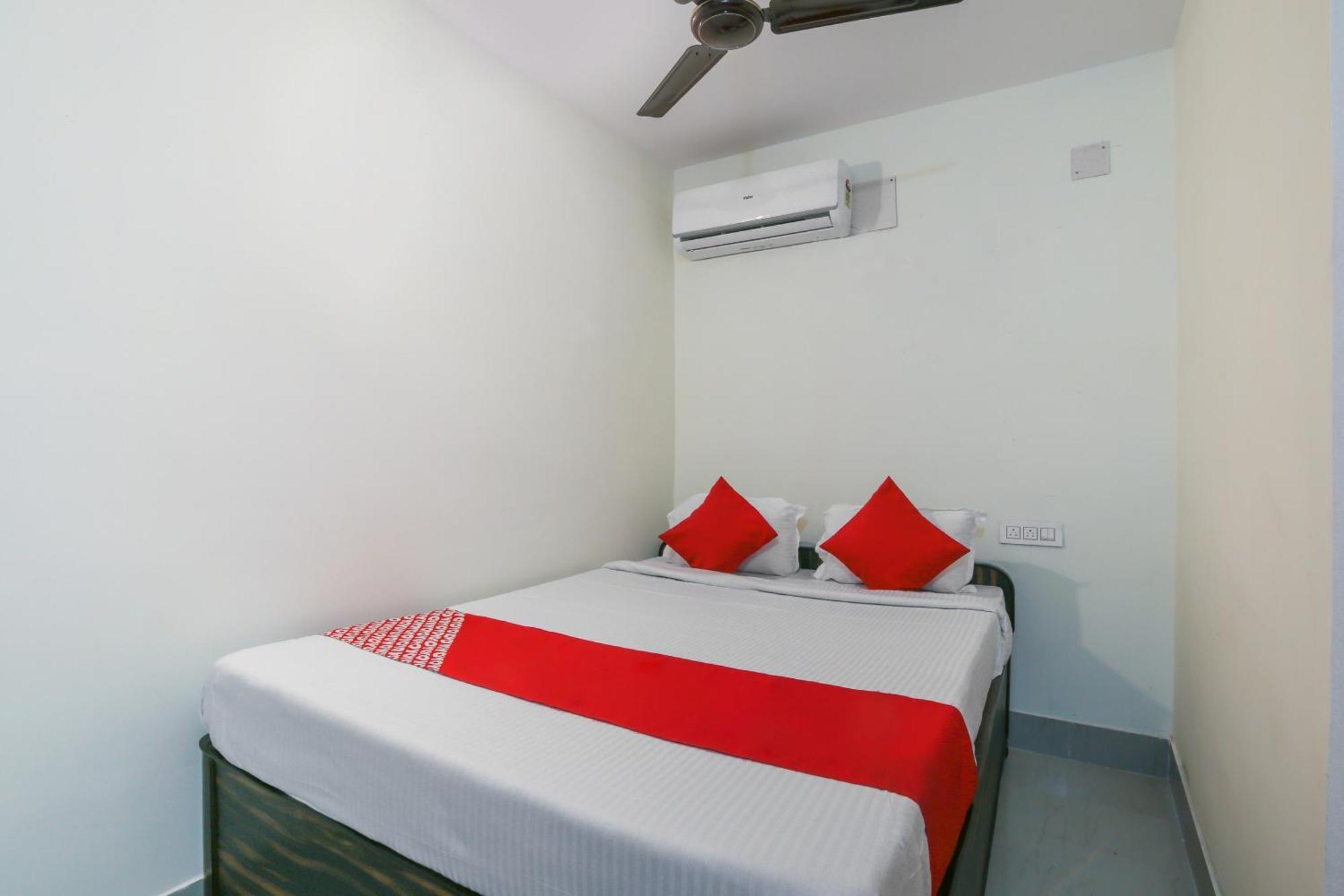 Hotel O Lokenath Dzsamsedpur Kültér fotó